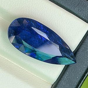 AAA+++ Top Quality Blue Sapphire Pear Shape Lab Grown  Lab Created Sapphire Loose Faceted Cutting IGI Gemstone Certified  Jewelry Making