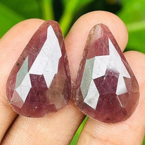 Coppia di pietre preziose di rubino rosso naturale - Rubini sfaccettati taglio rosa / Rubini sfusi per la creazione di gioielli / Pietra portafortuna di luglio / Coppia di rubini cabochon