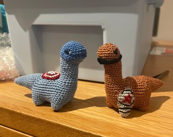 Captain and Soldier crochet dinosaur pattern (intermediate amigurumi)