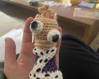Kinger Lip Balm Holder, TADC crochet pattern (intermediate amigurumi)