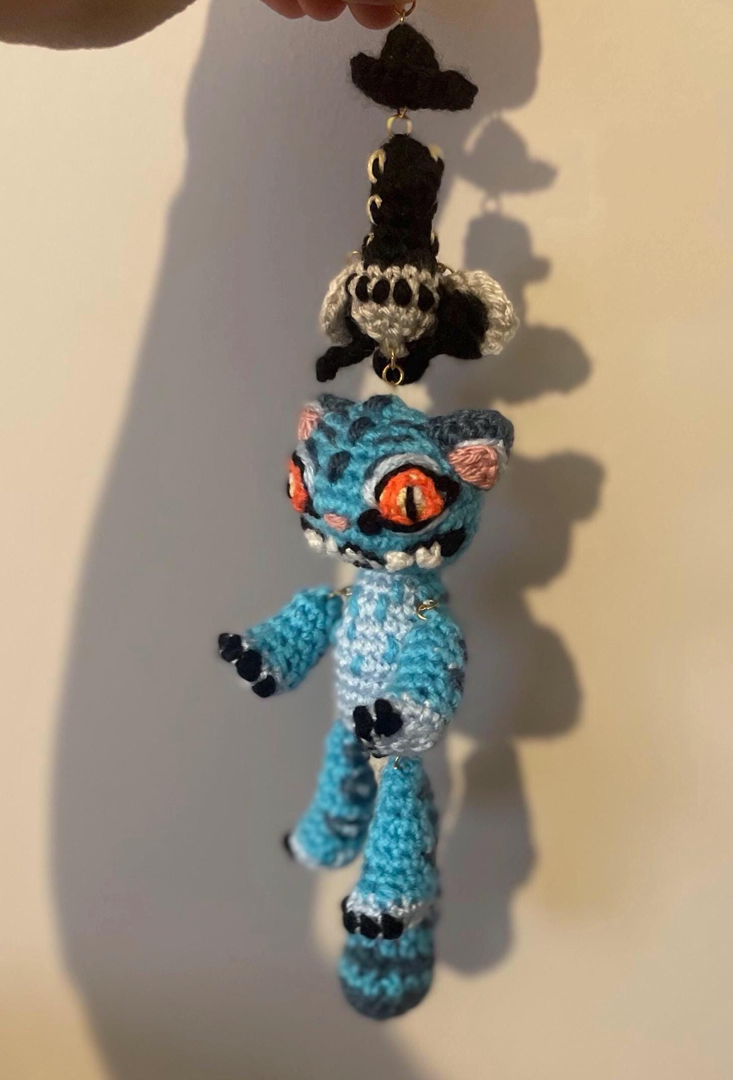Derpy Tiger and Magpie, Keychain Crochet Pattern (intermediate