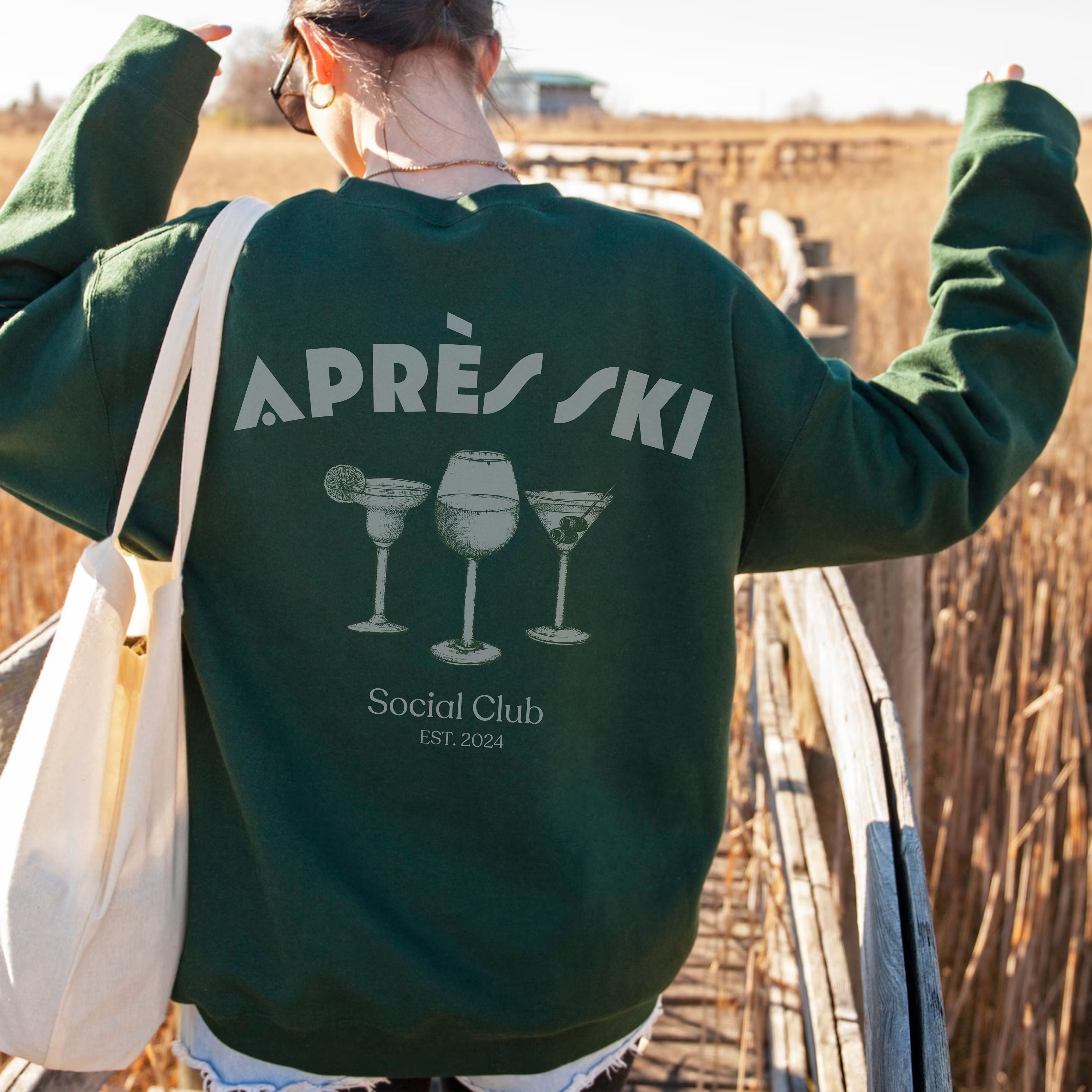 Personalized Apres Ski Social Club Sweatshirt, Gift for Skier, Retro ...