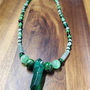 Green Crystal Kyber Crystal Beaded Necklace