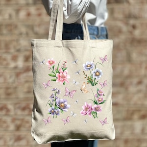 Floral Tote Bag, Flower Tote Bag, Aesthetic Canvas Bag, Gift for Woman, Mother Gift Idea, Bridesmaid Gift Tote Bag