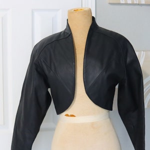 CHIA Cropped Leather