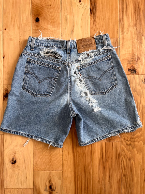 Orange Tab Distressed LEVI SIZE 28 Denim Shorts - image 1