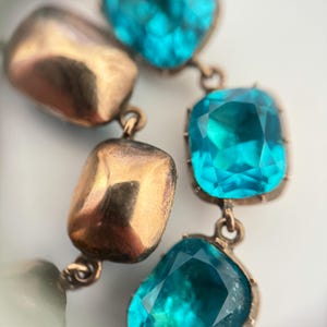 Fine Antique 9ct Yellow Gold Turquoise Blue Green Paste Riviere Necklace Late Georgian/ Early Victorian, Antique Period Jewellery Collet Set image 13