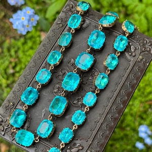 Fine Antique 9ct Yellow Gold Turquoise Blue Green Paste Riviere Necklace Late Georgian/ Early Victorian, Antique Period Jewellery Collet Set image 8