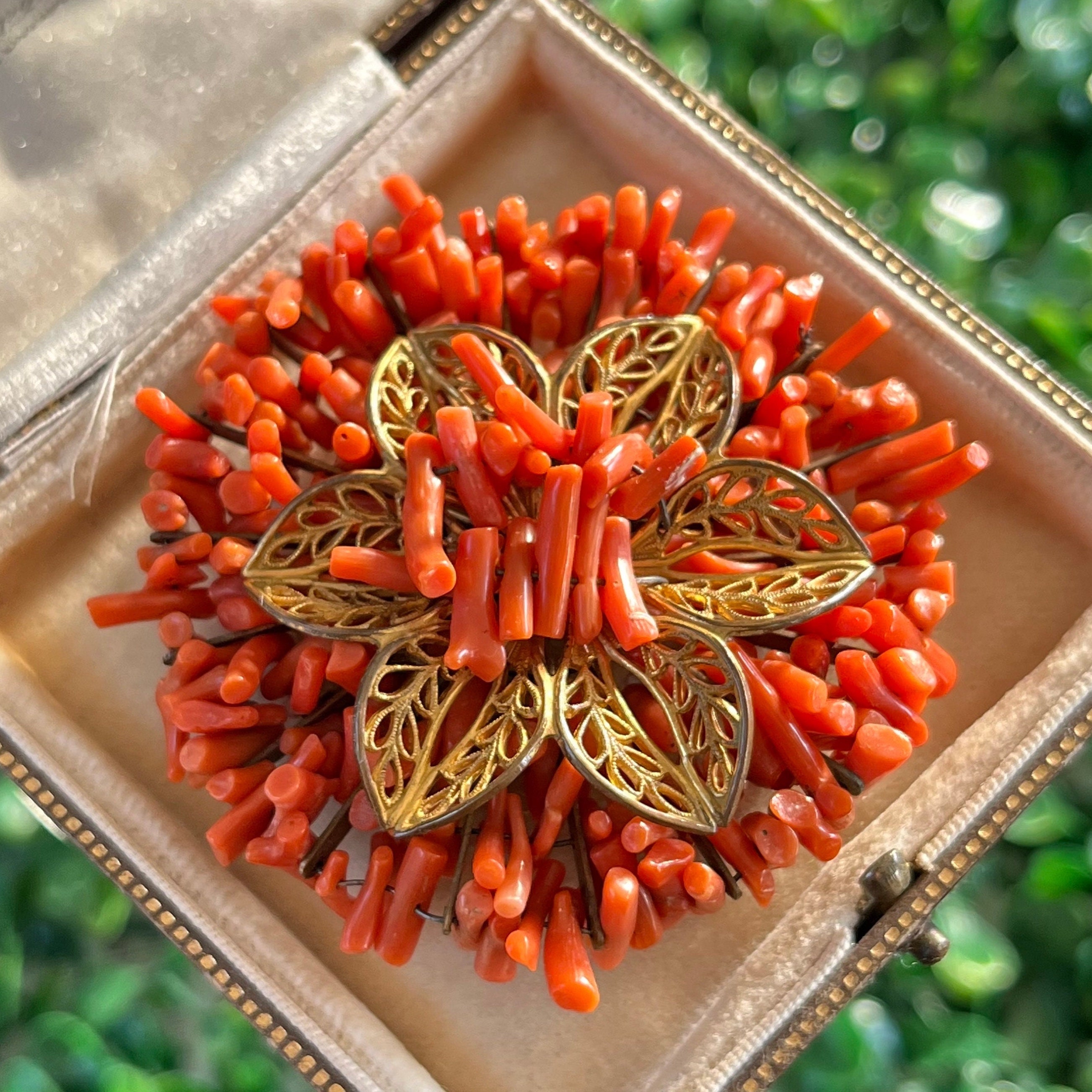 Antique coral brooch - Etsy 日本