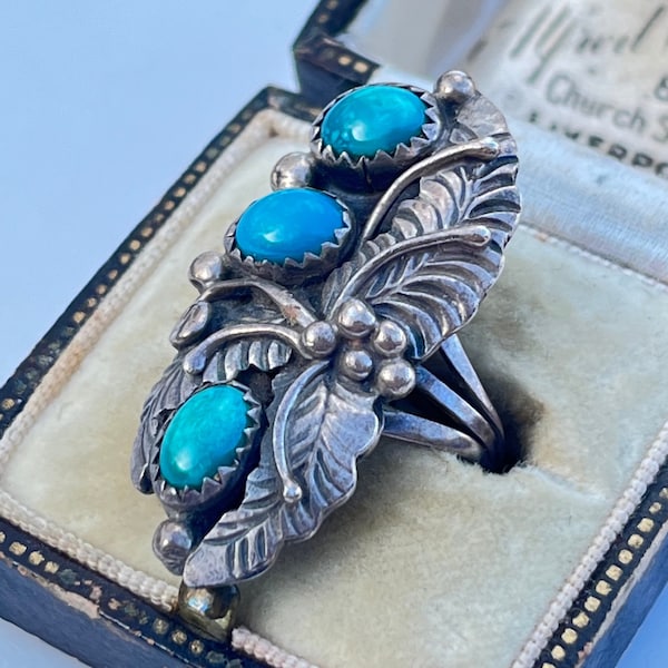 Signed JD Vintage Sterling Silver 925 & Turquoise Triple Leaf Detail Navajo Native American Ring size L/5.75