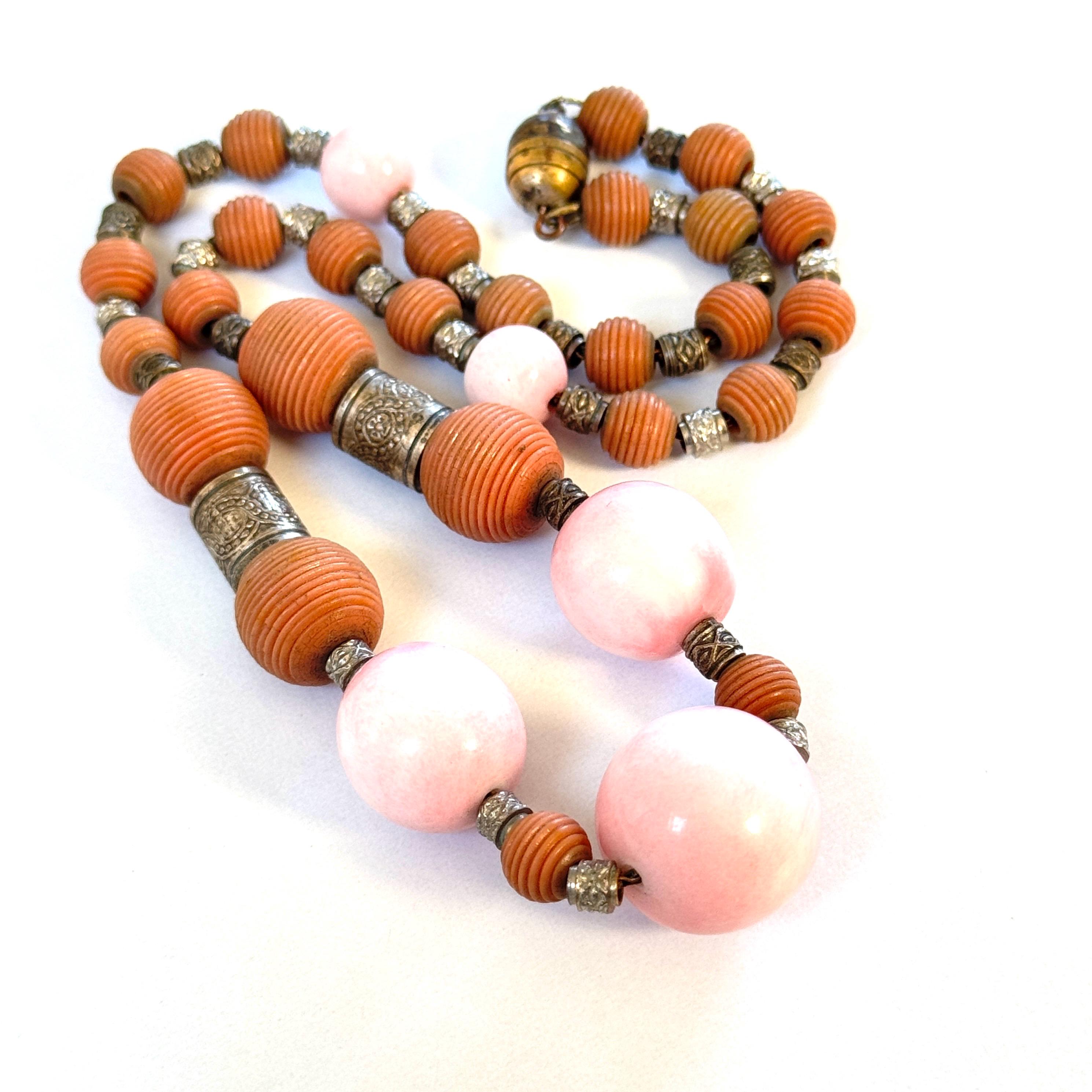 Collier Ancien Perles Verre Façon Corail Par Louis Rousselet - Fil De Soie Noué