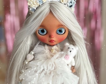Blythe doll Angel snow kitten. Custom doll Blythe custom ooak. Blythe with long grey silver hair.Princess doll. Kitty ,cat