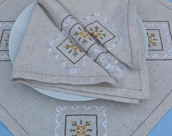 Hand Embroidered Linen Placemat and Napkin Set, Rustic Table Decor, Vintage Floral Stitching, Farmhouse Dining Table Setting Gift