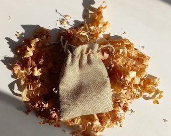Pack of 10 bags of ANTI-MOTH cedar shavings