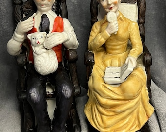 Vintage Ceramic Porcelain Elderly Couple