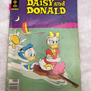 Vintage Walt Disney Daisy And Donald Whitman #32 Donald &Daisy Capsized Carl Barks Story 1978 Vintage Kids Comic Book
