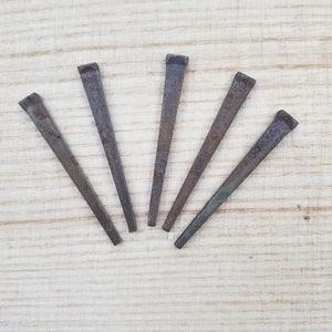 Steel Cut Nails - 2-1/4&quot; & 1-1/2&quot;  Square Head