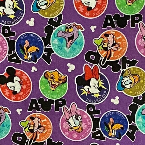 18x10" Remnant Disney Fabric 100% Cotton Fabric Disney Annual Pass Holder Mickey Minnie Mouse Simba Donald Goofy Daisy Pluto