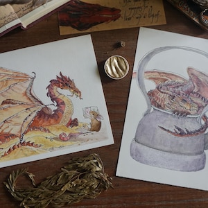 Stampa artistica del drago Smaug - Illustrazione del bestiario di Tolkien del drago rosso fantasy, Set di cartoline della Contea Hobbit Smaug, drago del tè, bosco, acquerello
