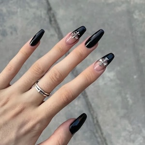 Black Chrome Hearts Press-on Nails – Jet Black Finish and Sliver Cross Charms Nail for a Sleek/Edgy look, Grunge/Alternative/Goth Nail