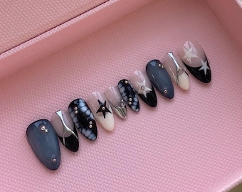 Starlight Chrome Press-On Nails – Hand-painted Cosmic Set, Black Star, Ultra-Modern, Futuristic, Edgy, Cool Girl Nail, Y2k Star Nails