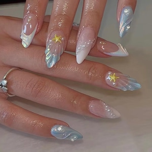Aurora Mermaid Press-on Nails – Dreamy Ocean Elegance Nail, 3D Seashell & Pearls, Summer Vacation Vibe, Coastal Wedding, Luxury Nails