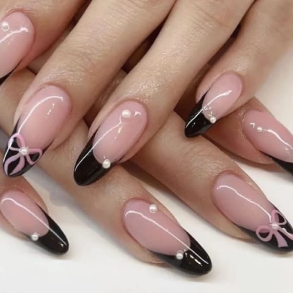 bow on point | Handmade aesthetic press on nails