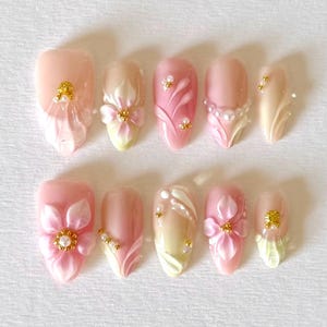 Handgemachte Floral Press On Nägel: Perlen & Strass - Frühlingshochzeit