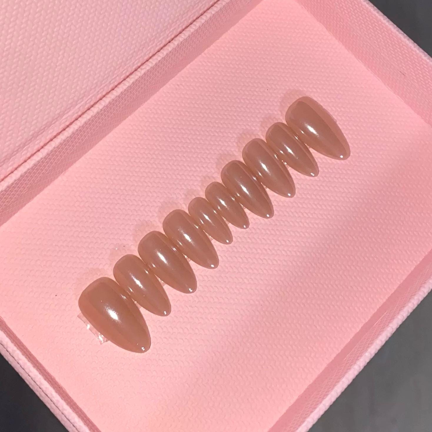 Glazed Donut Press-on Nails – Gorgeous Nails, Hailey Bieber Trend Nail Set, Glossy Nude Nail, Classic Set, Handmade Elegance Nails