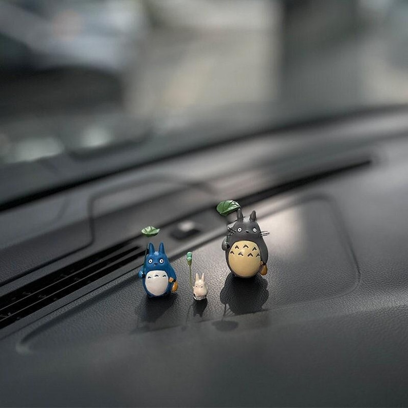 Cute Anime Figurine Car Dashboard Decor, Standing Car Pendant Ornament, Charming Figurine for Every Anime Fans image 1