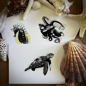 Handgezeichnete Meerestier-Grußkarten (3er Pack enthält ein Seepferdchen, einen Oktopus und eine Meeresschildkröte). Karten können mit anderen auf meiner Seite getauscht werden.
