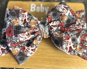 Alabama Crimson bows