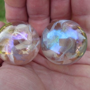 2 Boulders35mm PINK FAIRY Marbles glass ball jellyfish iridescent Giant
