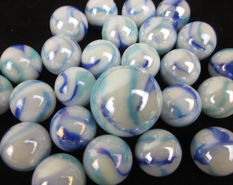 25 canicas de vidrio TIGER SHARK iridiscentes blancas, azules y moradas. Pack de juego Shooter Swirl.
