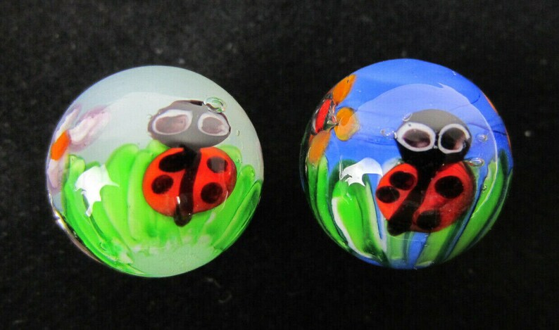 2 LADYBIRDS Lady Bug Flower 16mm Handmade Art Glass Marbles - Etsy