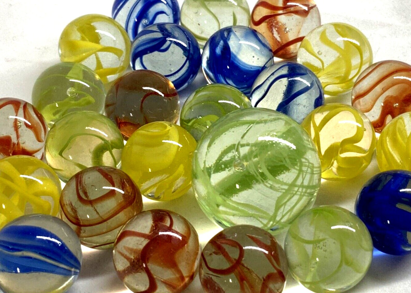 25 Glass Marbles Spiral Galaxy Confetti Spaghetti Cat Eye Red/yellow ...