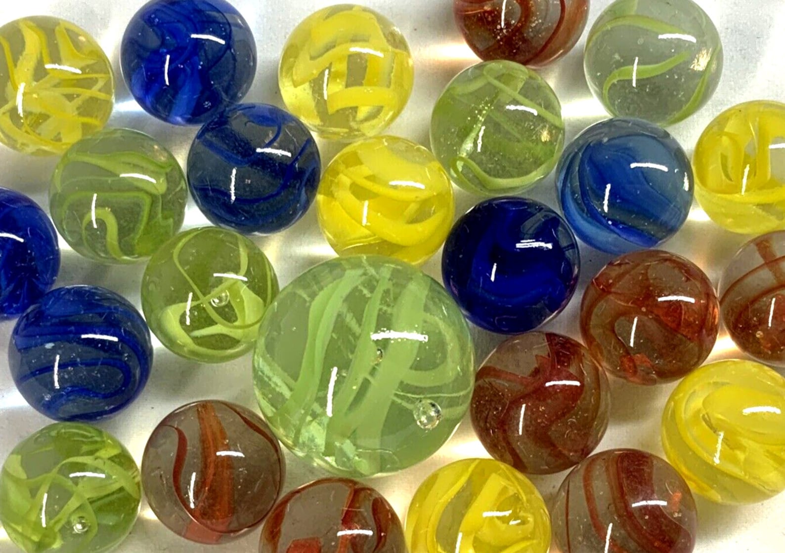 25 Glass Marbles Spiral Galaxy Confetti Spaghetti Cat Eye Red/yellow ...