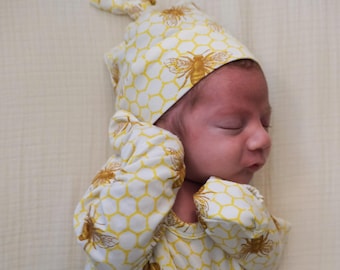 Bees Bamboo Viscose Knotted Hat