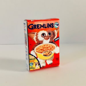 Handmade 3D Gremlins Cereal Box Magnet: 80s Movie Art