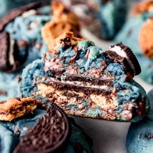 BEST THICK NewYork Style STUFFED Cookie Monster Cookie Recipe