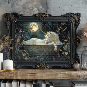 Eenhoorn bad muur kunst print, maanverlichte tuin badkamer decor fantasie paard poster Cottagecore gotische bloemen cadeau horizontale magische scène ac32 afbeelding 7