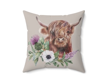 Highland Cow Pillow, Scotland Pillow, Scotland lovers home decor, Scottish gift, cow home decor, travel lovers home decor, Scotland inspired