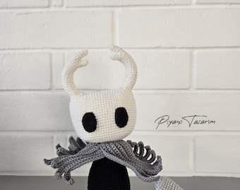 Padrão de crochê Amigurumi CAVALEIRO de Hollow Knight (Turco/Inglês)