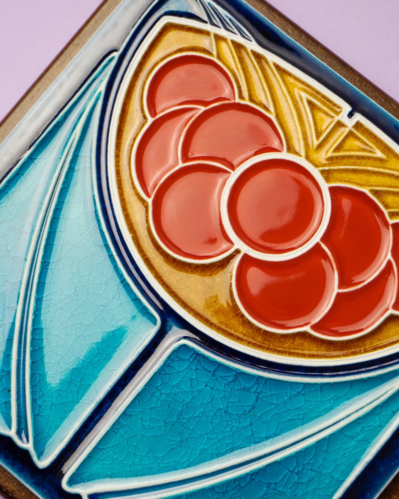 Art Nouveau, Luciano Ceramic Tileworks, cherry, Art Deco Tile 15x15 Cm