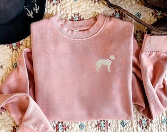 Embroidered Labrador Retriever Pigment Dyed Sweatshirt Shirt, Minimalist Dog Silhouette Crewneck