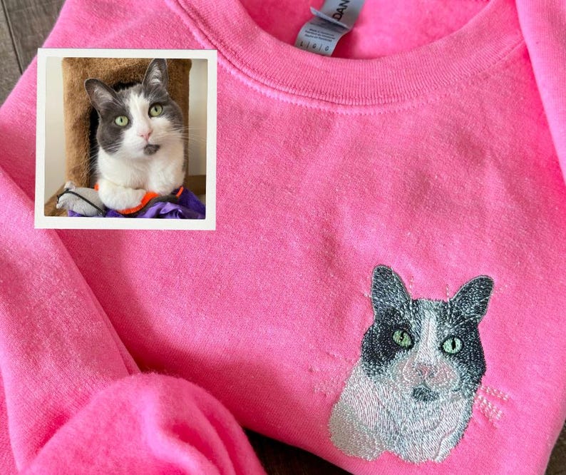 Sudadera personalizada bordada para mascotas: Sudadera de cuello redondo personalizada para perro o gato. imagen 1