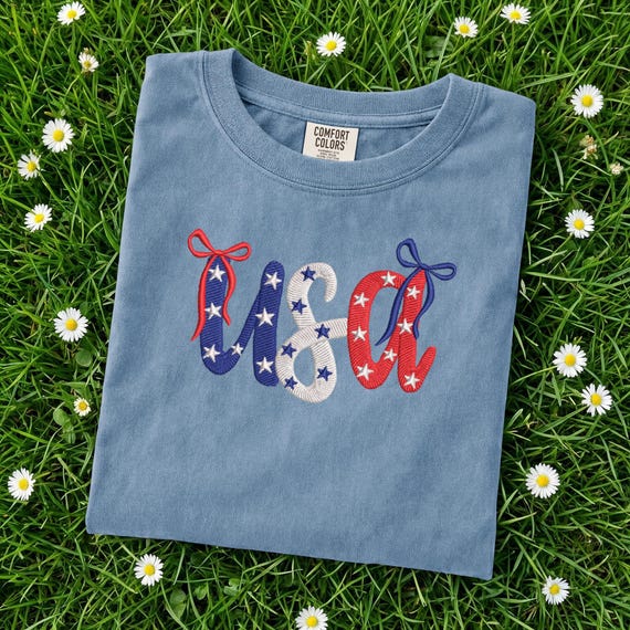 Embroidered Coquette USA Shirt, 4th of July Bow Tee, Patriotic Aesthetic T-Shirt, Red White Blue Shirt, Cute July 4th Outfit 2026