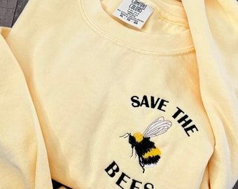 Save the Bees Sweatshirt, Vintage garment dyed Bumblebee Varsity Sweater, Trendy Stitched Bumble Bee Pullover, Cute Honey Bee Shirt for Her
