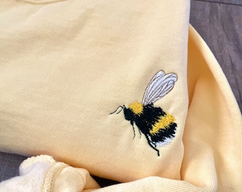 Embroidered Bumblebee Crewneck Sweatshirts, Vintage garment dyed, Stitched Bumble Bee Sweater, honey bee lover, women’s