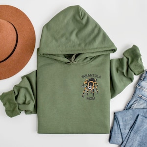 Embroidered 3D tarantula mom hoodie, tarantula dad sweatshirt, spider lover, Unisex spider shirt